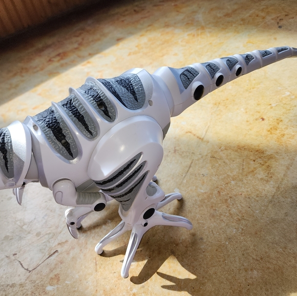 Remote control roboraptor dinosaur robot w/ remote large 2005 - Picture 7 of 7